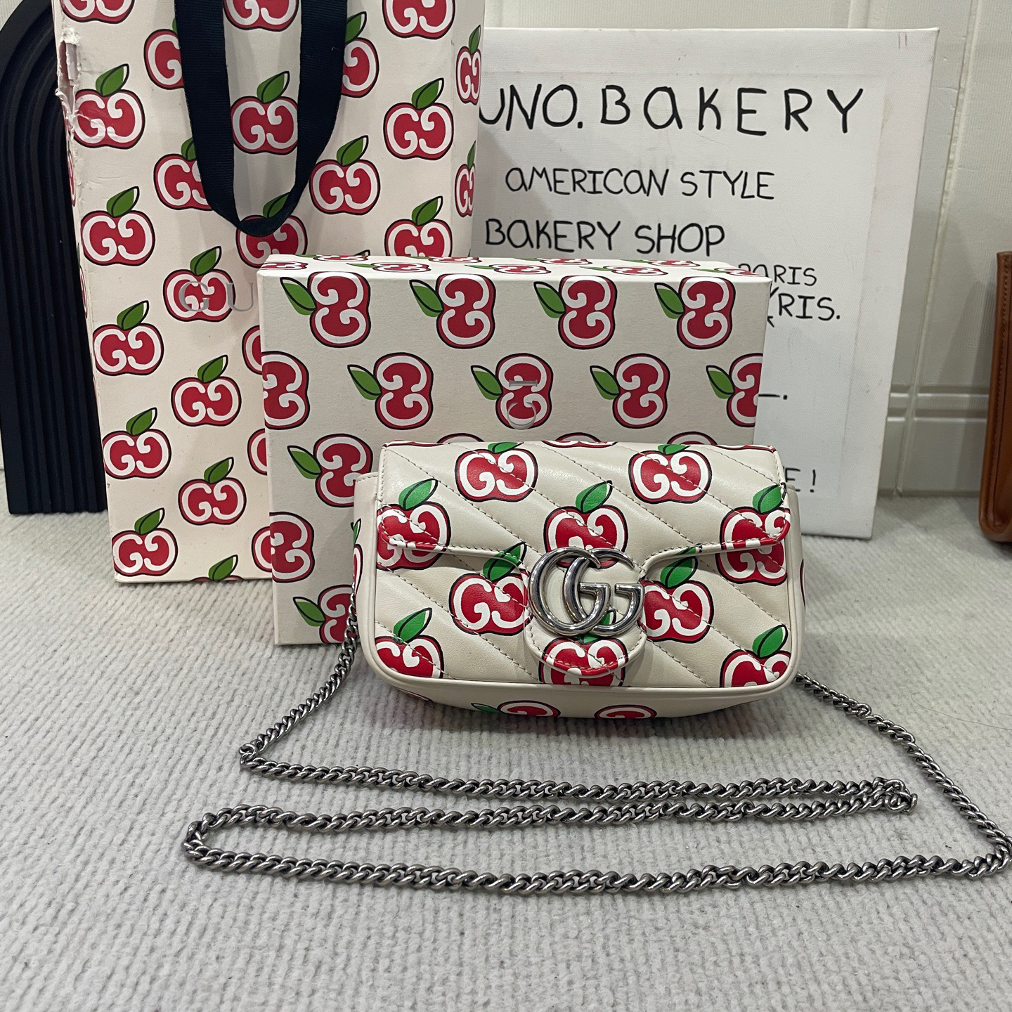 95新 GUCCI/古驰 马蒙mini苹果印花链条包