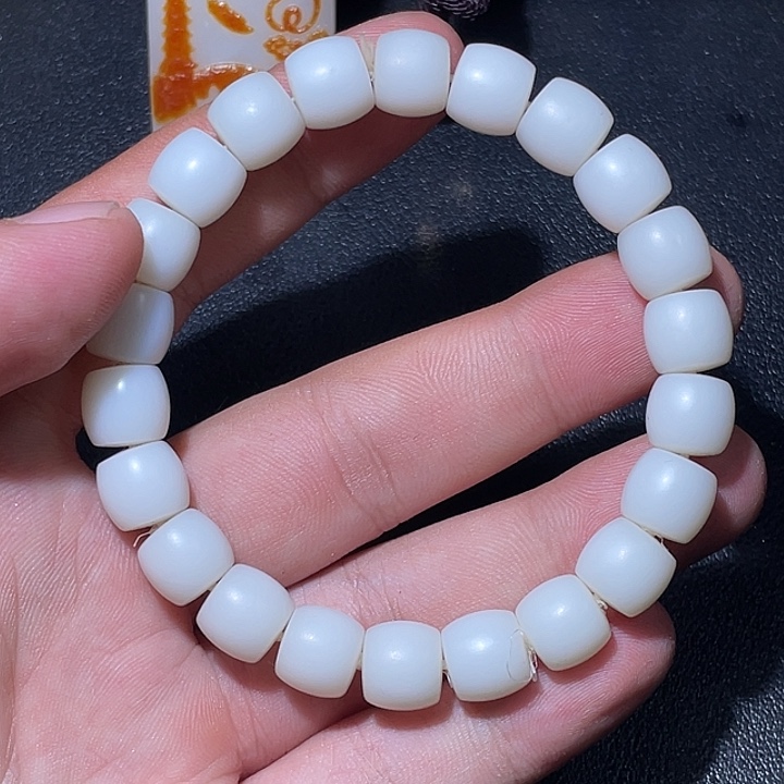 和田玉未镶嵌颈饰CC