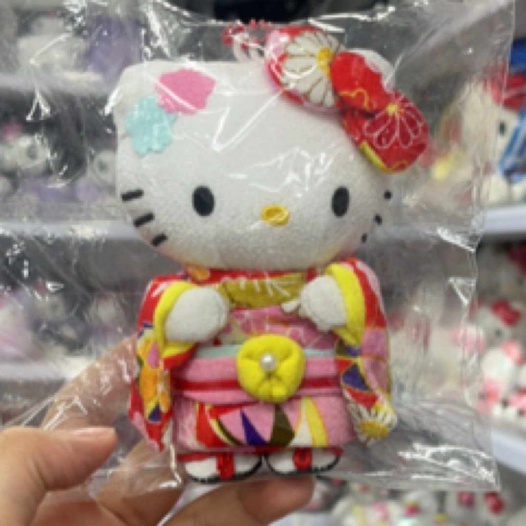 正版三丽鸥公仔挂件