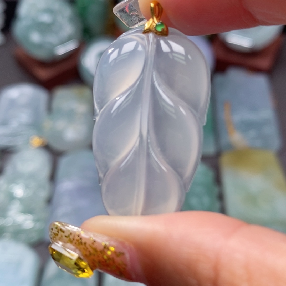 定制翡翠未镶嵌天然翡翠