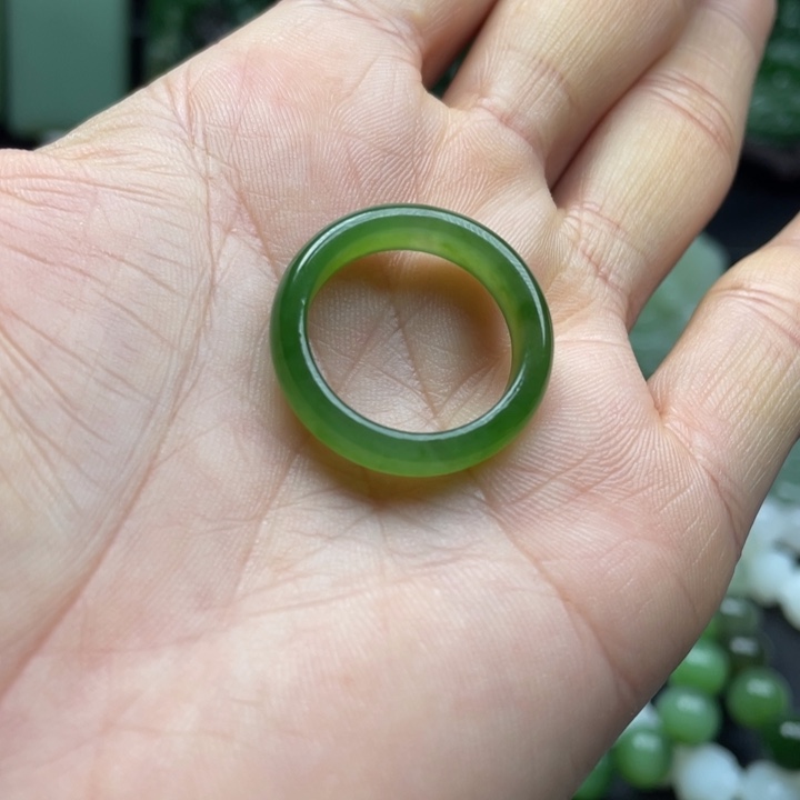 和田玉（碧玉）未镶嵌戒指