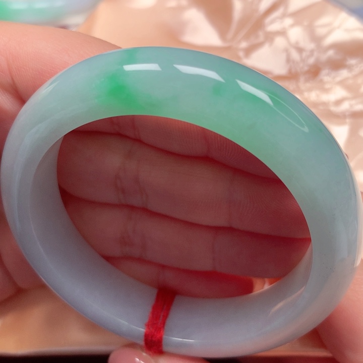 翡翠手镯未镶嵌冰胶阳绿10