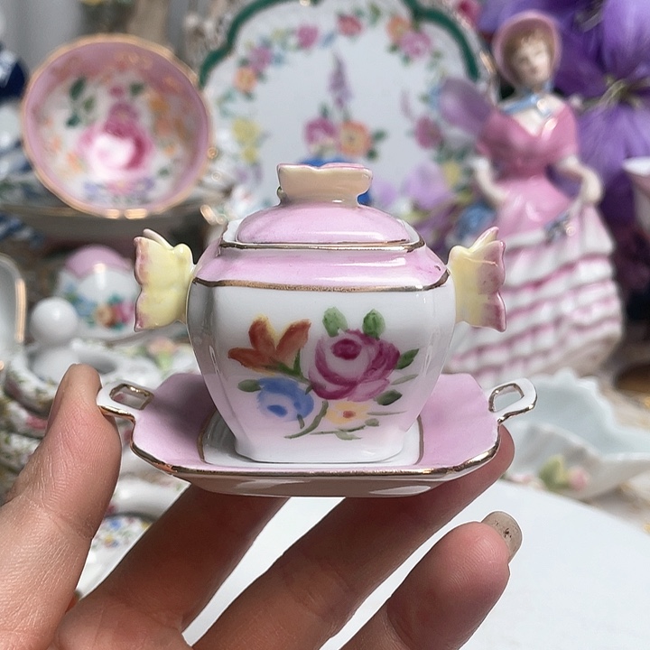 瓷片摆件，摆件。摆件。。。。摆件。