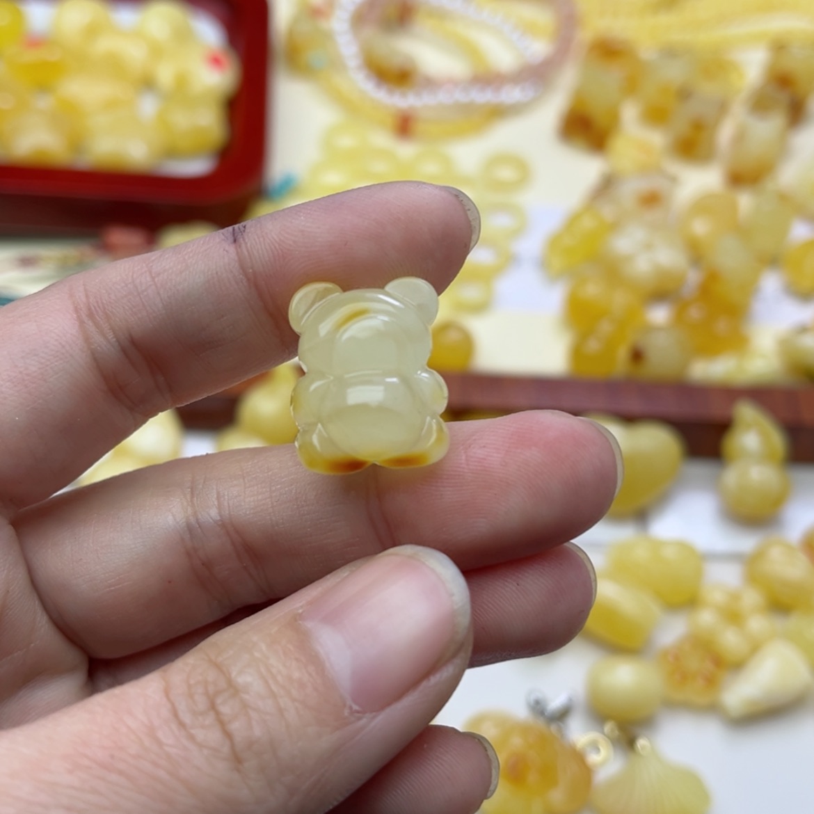 【闪购商品】蜜蜡裸石未镶嵌配饰