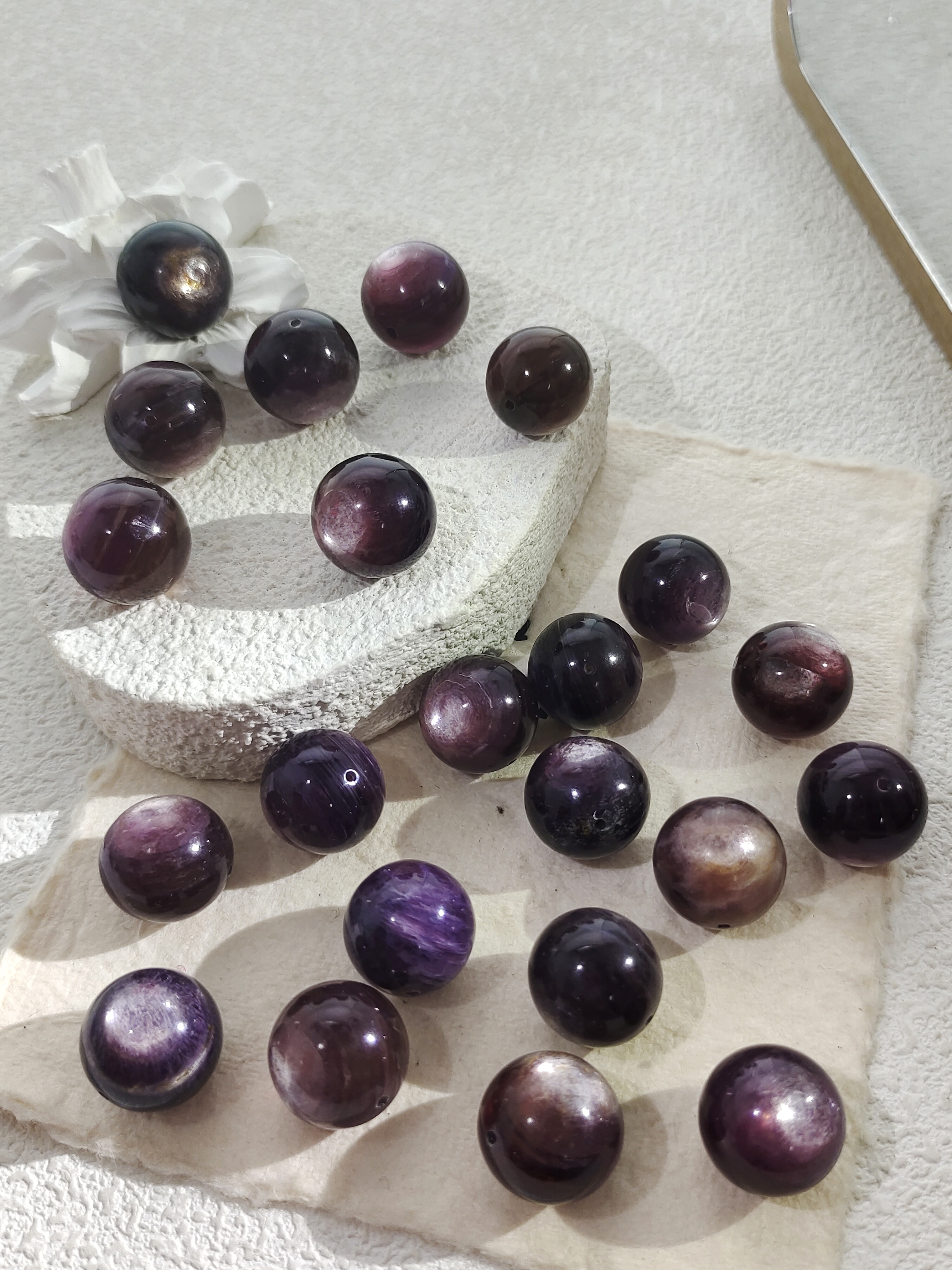 紫锂云母单珠多样性发其一/1个