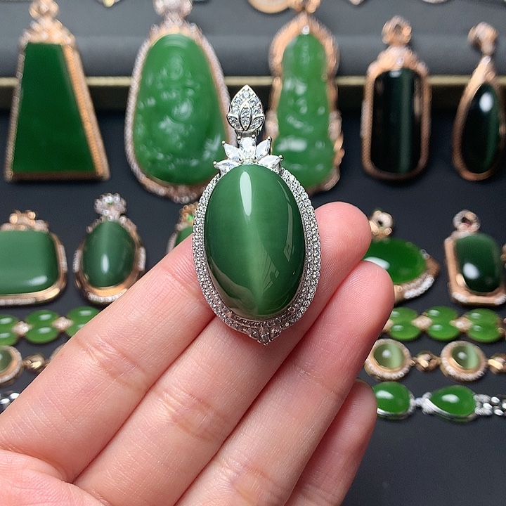 和田玉银S925镶嵌颈饰