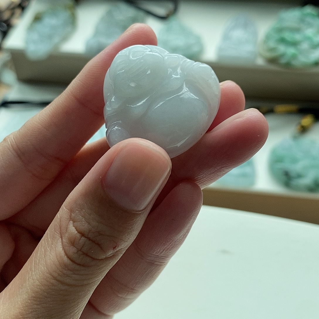 【闪购商品】翡翠未镶嵌颈饰