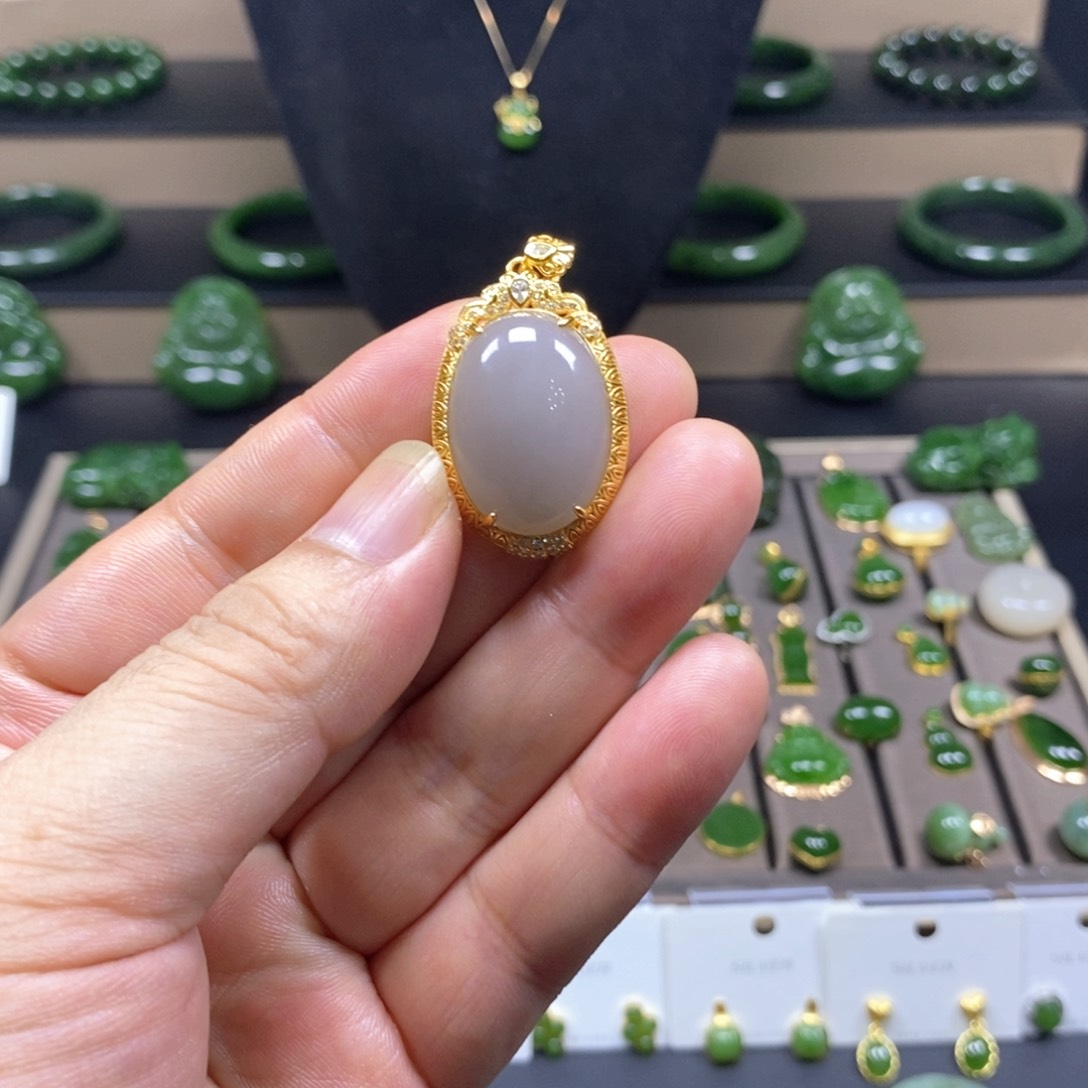 吊坠(不含链)未镶嵌和田玉