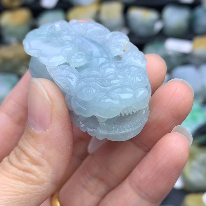 翡翠颈饰未镶嵌天然缅甸A货翡翠貔貅吊坠