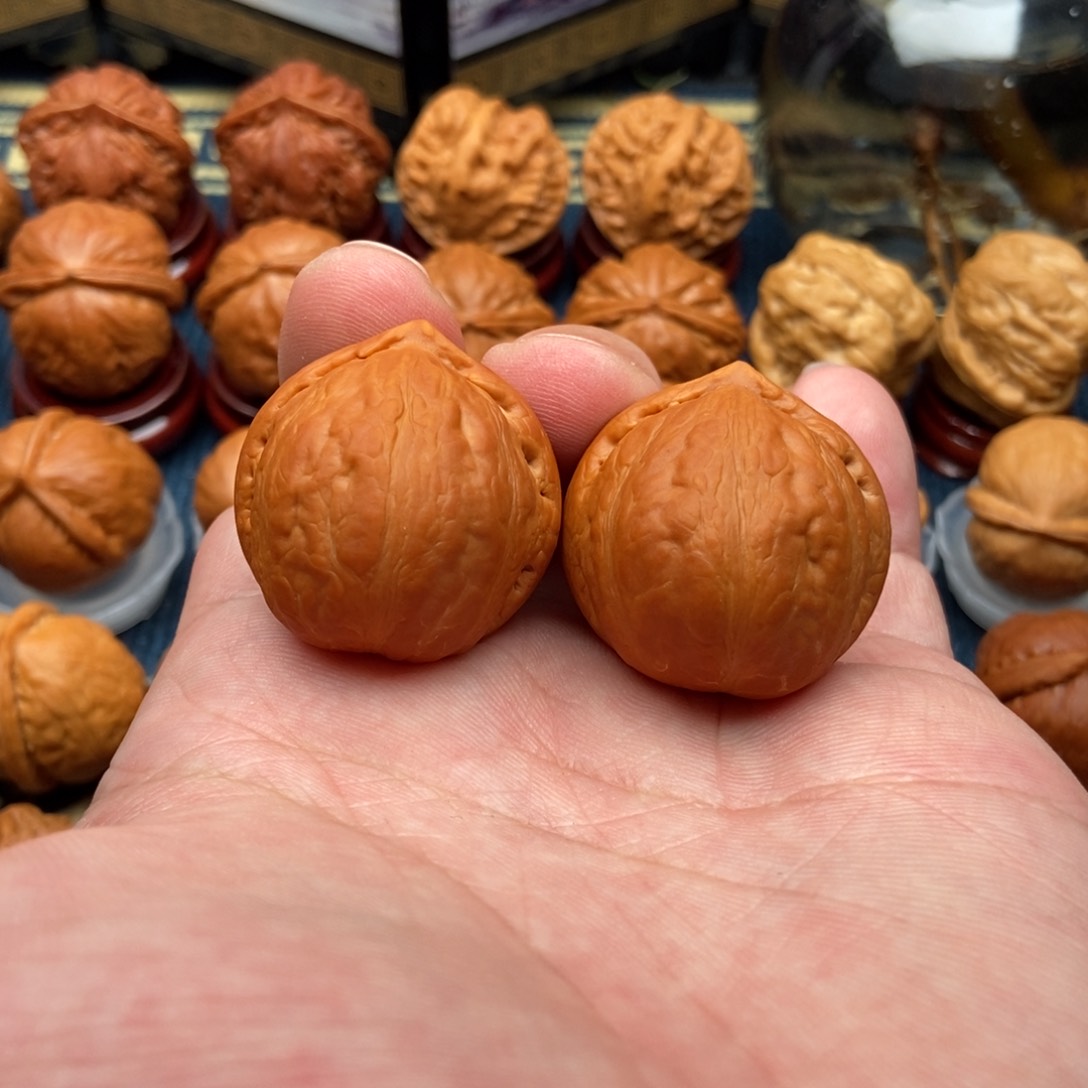 文玩核桃把件寿桃