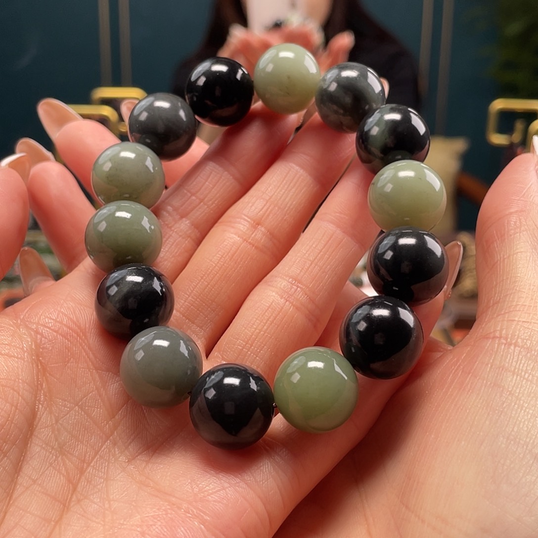 手串未镶嵌和田玉青花卡16圆珠