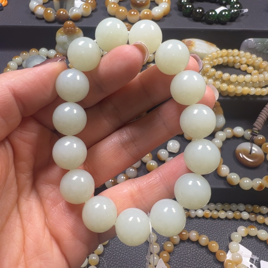 和田玉未镶嵌手链卡14