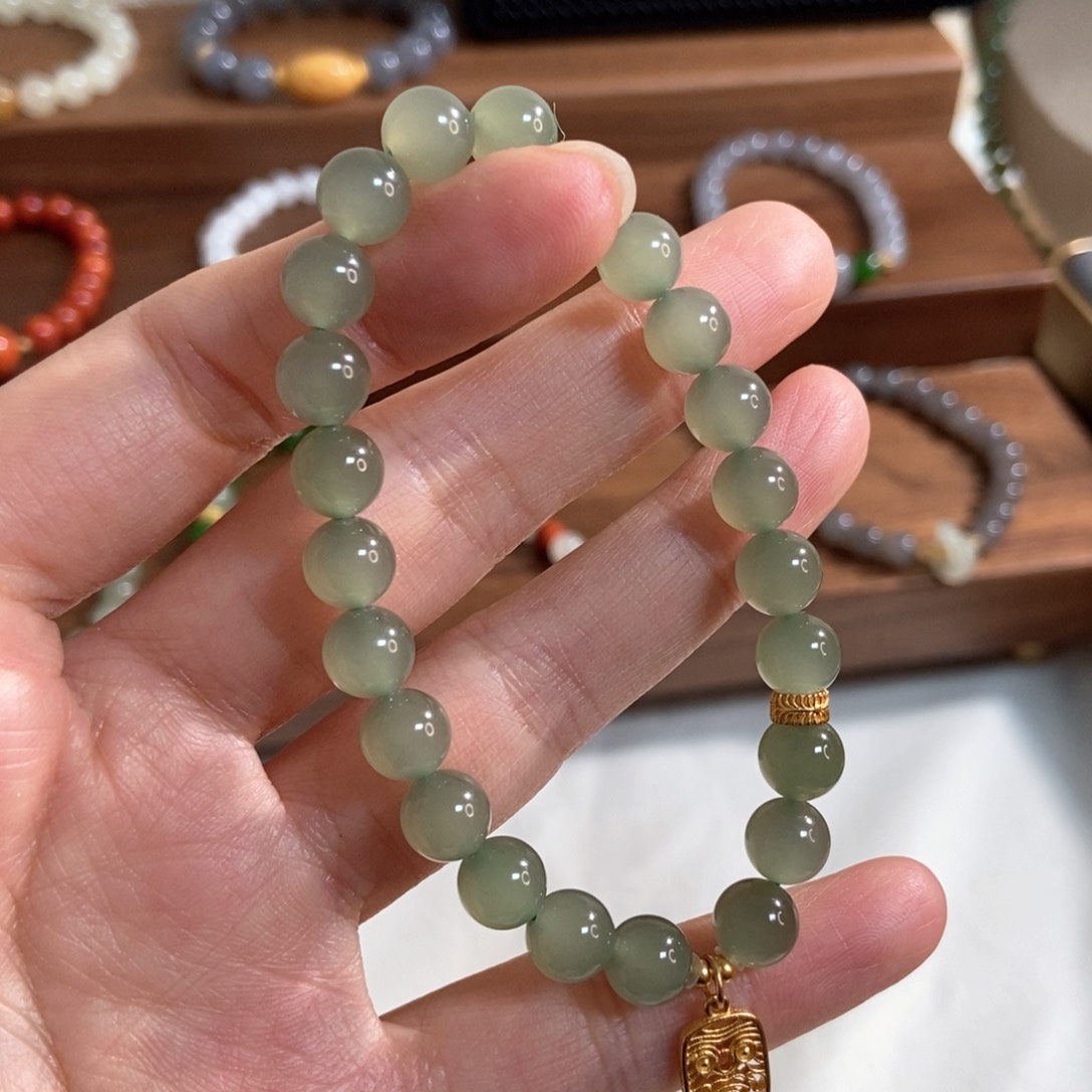 和田玉手链银S925镶嵌8mm冰猫湖水绿