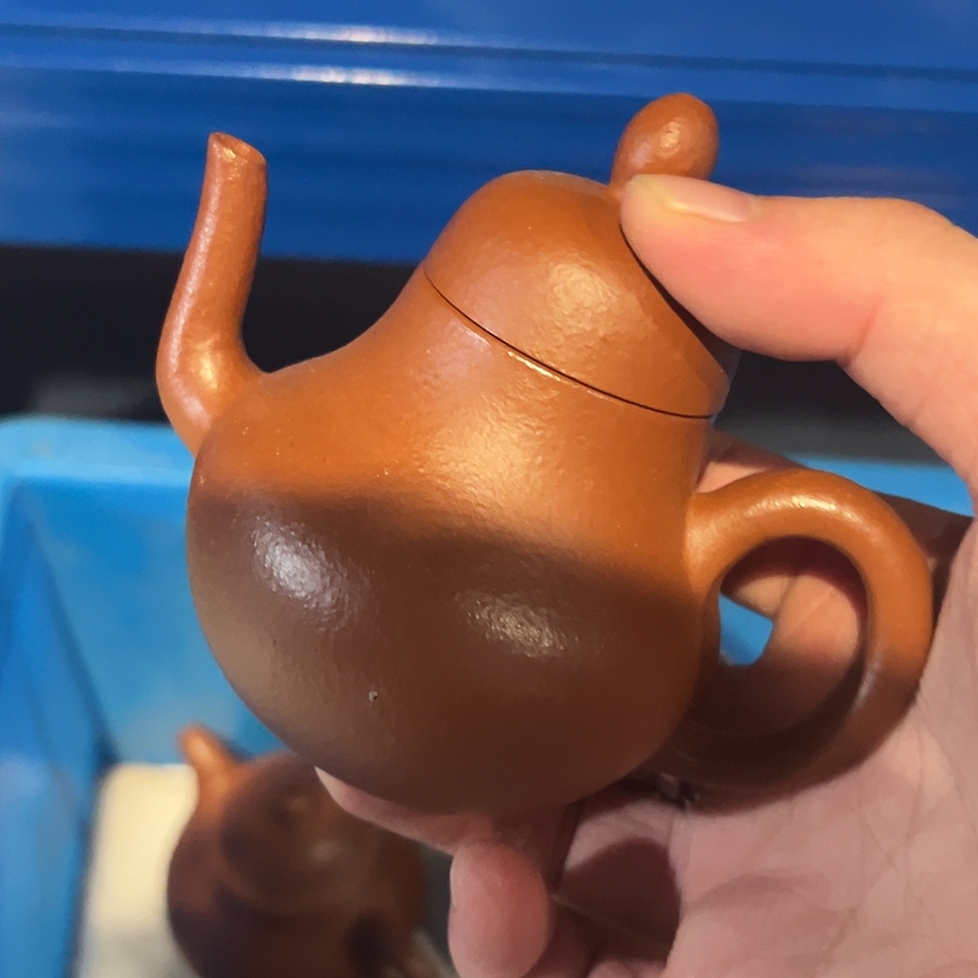 茶壶紫砂紫砂的味道很