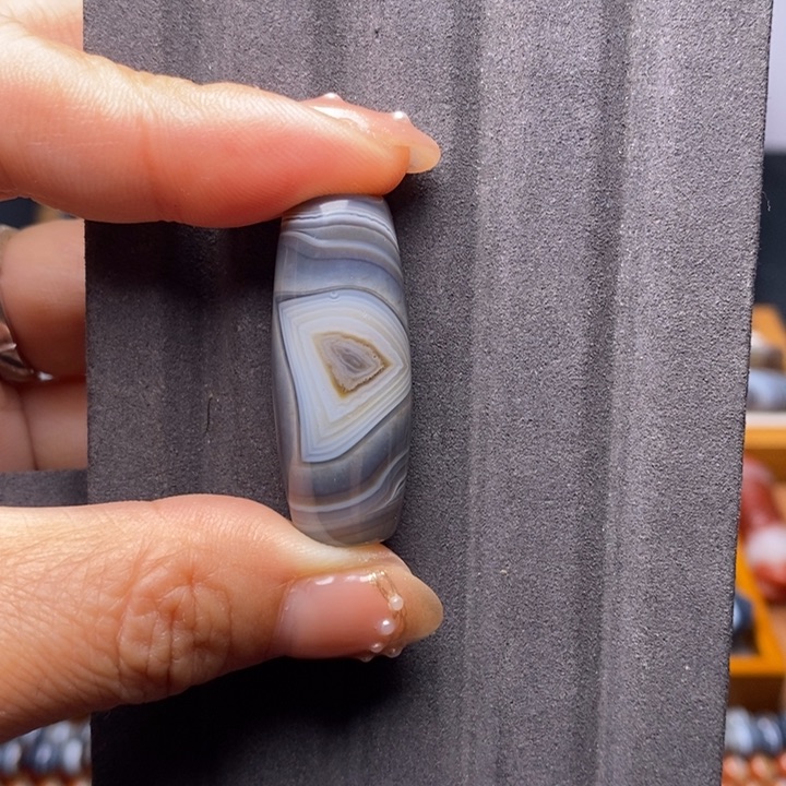 玛瑙/玉髓未镶嵌珠宝半成品