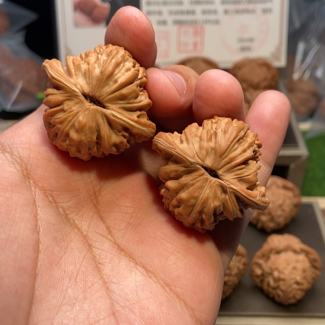 核桃手串/手链巴****.汉高楼喜欢好评