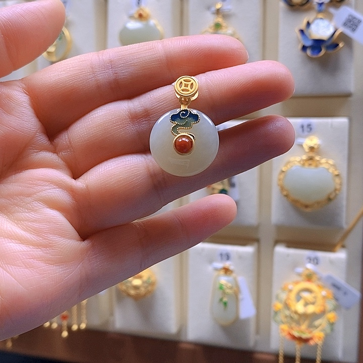 和田玉颈饰银S925镶嵌