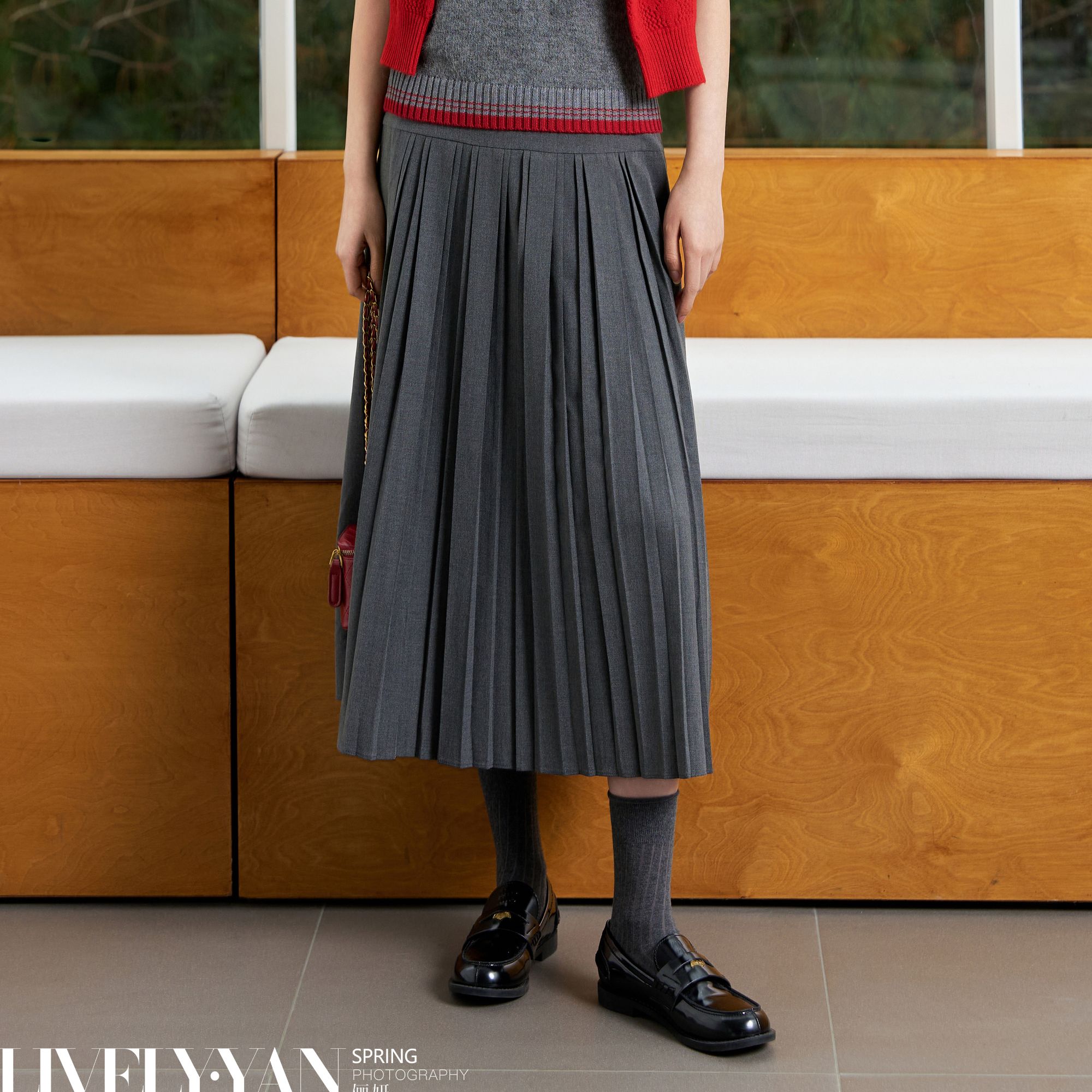 俪妍【LIVELY·YAN】26春季款半裙25481显瘦高腰百搭A字