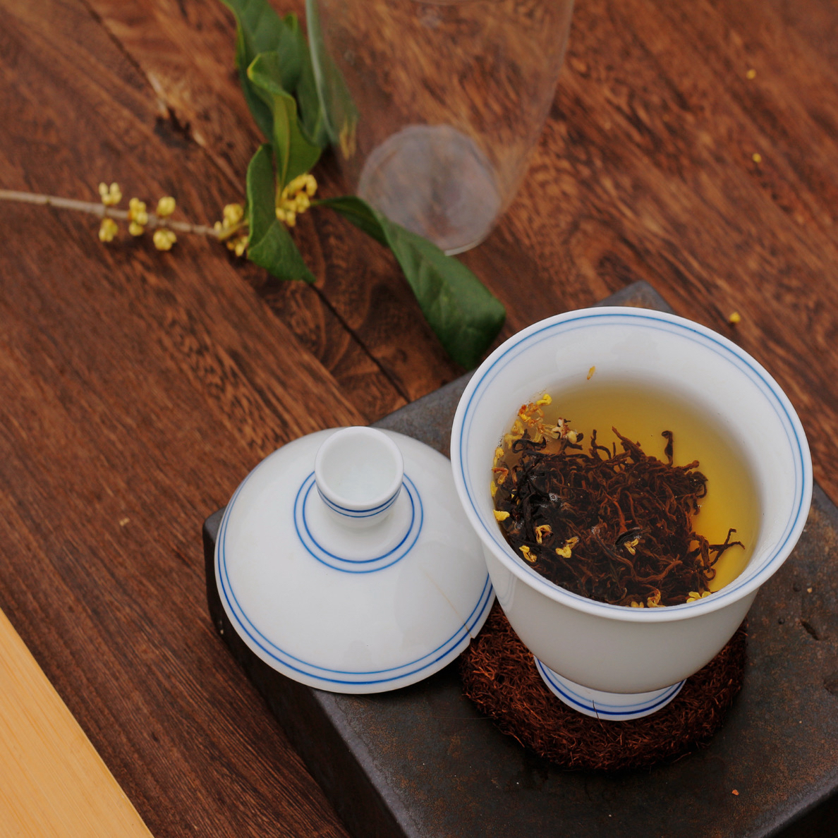 杭州西湖区龙井原叶桂花九曲红梅古树红茶百年传承老字号暖暖红茶