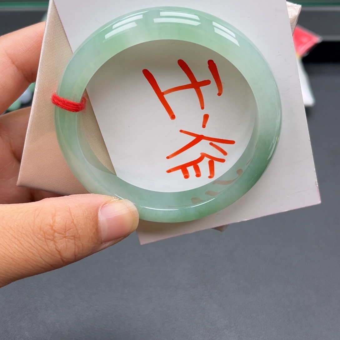 翡翠未镶嵌手镯手镯