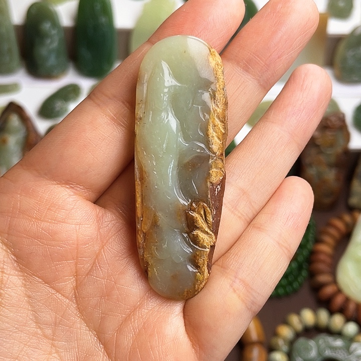 岫岩河磨玉（透闪石质玉）未镶嵌颈饰