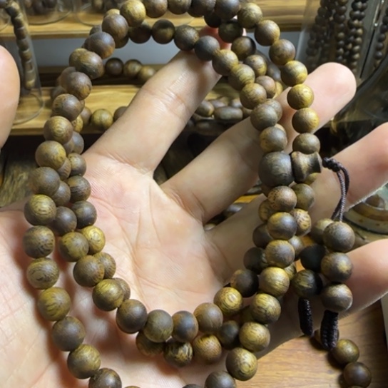 沉香沉香碎屑绿棋楠沉香0.8多圈23克➕