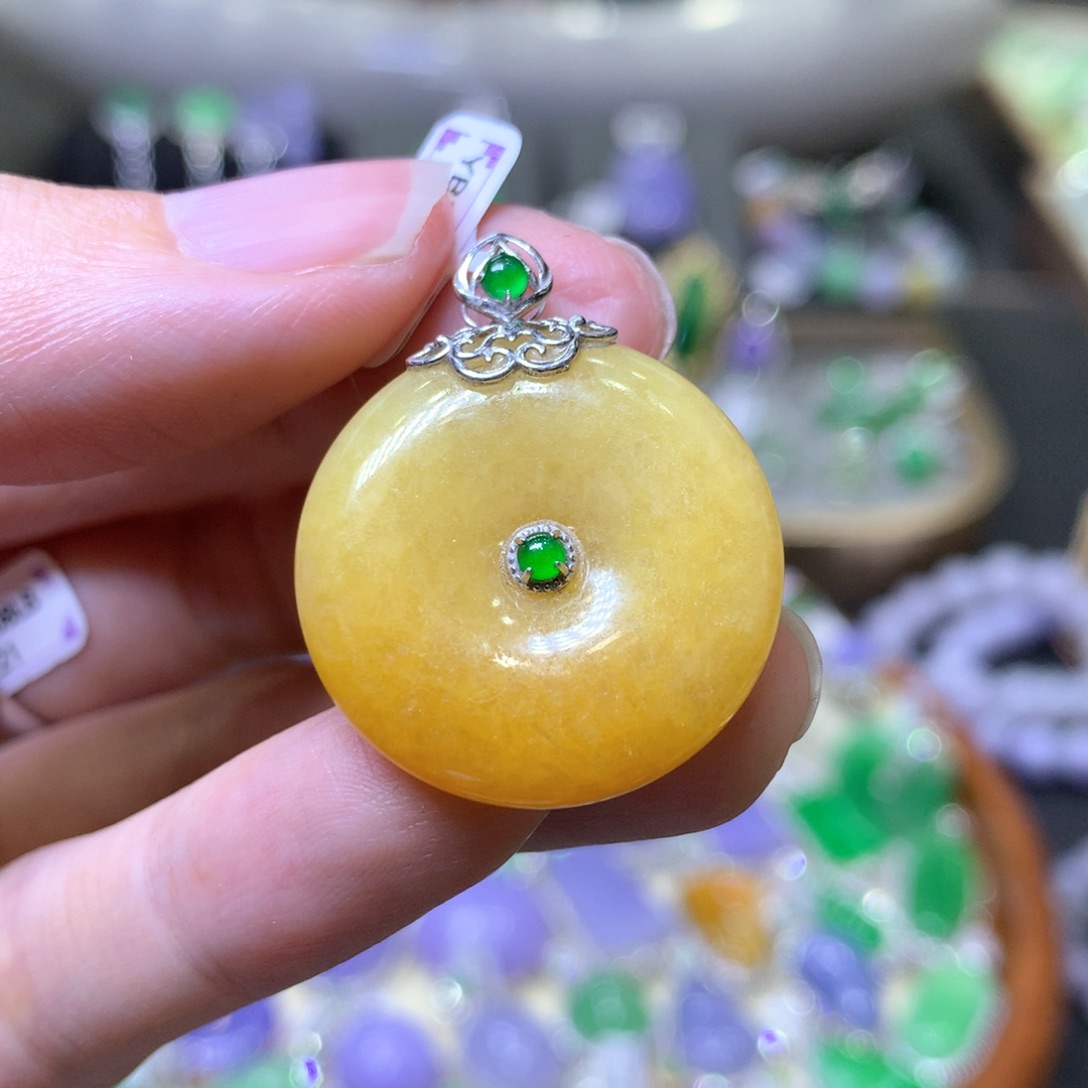 【闪购商品】翡翠颈饰未镶嵌翡翠吊坠项链