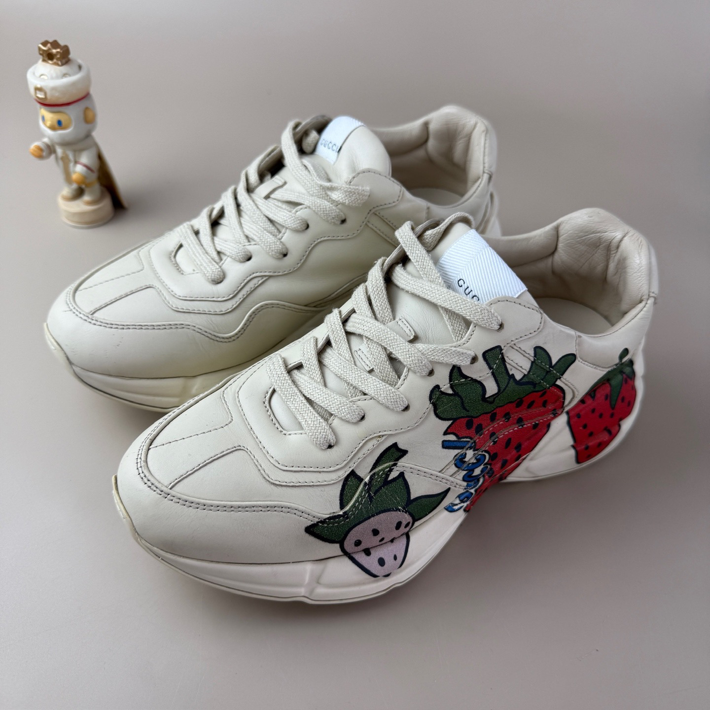 95新 GUCCI/古驰 草莓印花老爹鞋 39.5码 YLP3587