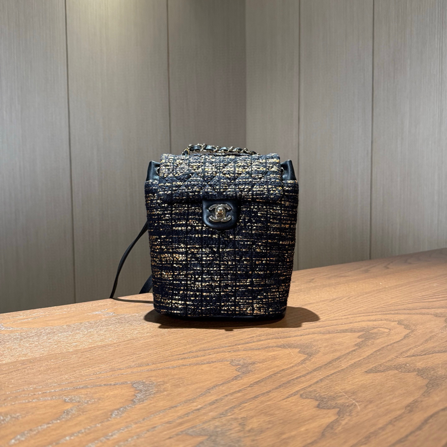 99新 Chanel/香奈儿 毛呢拼皮双肩背包 28开尺寸17×20 yt