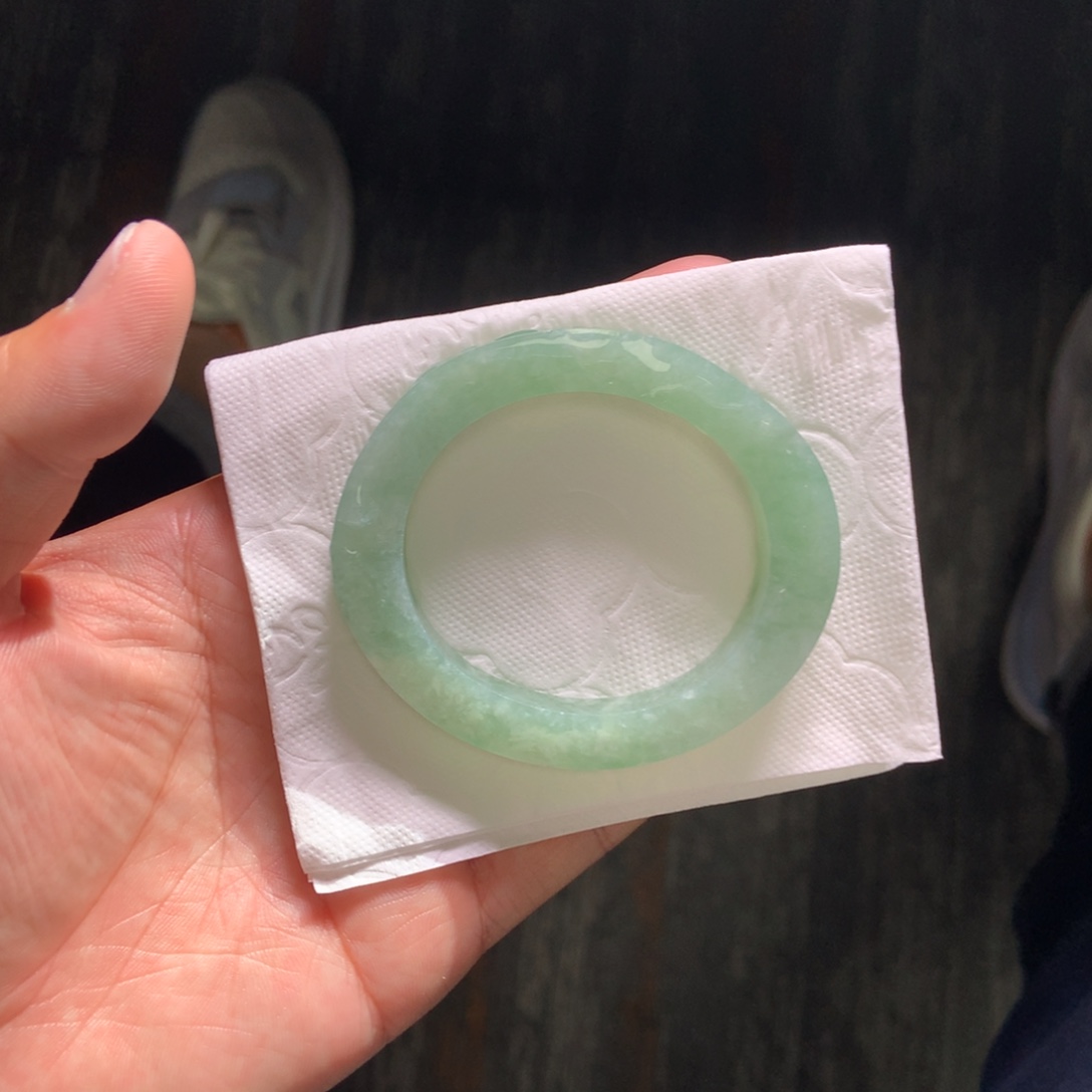 定制翡翠未镶嵌手镯定制