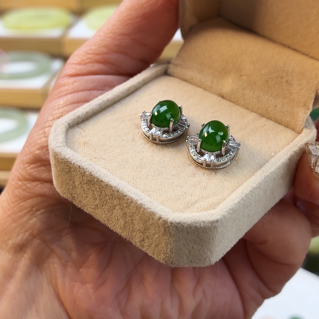 米***和田玉（碧玉）银S925镶嵌耳饰