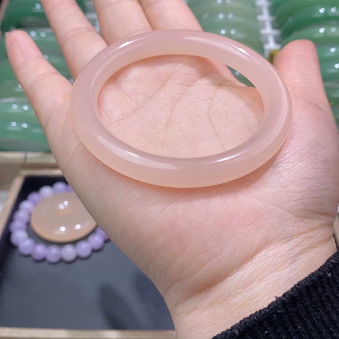 东陵石手镯未镶嵌?****眼