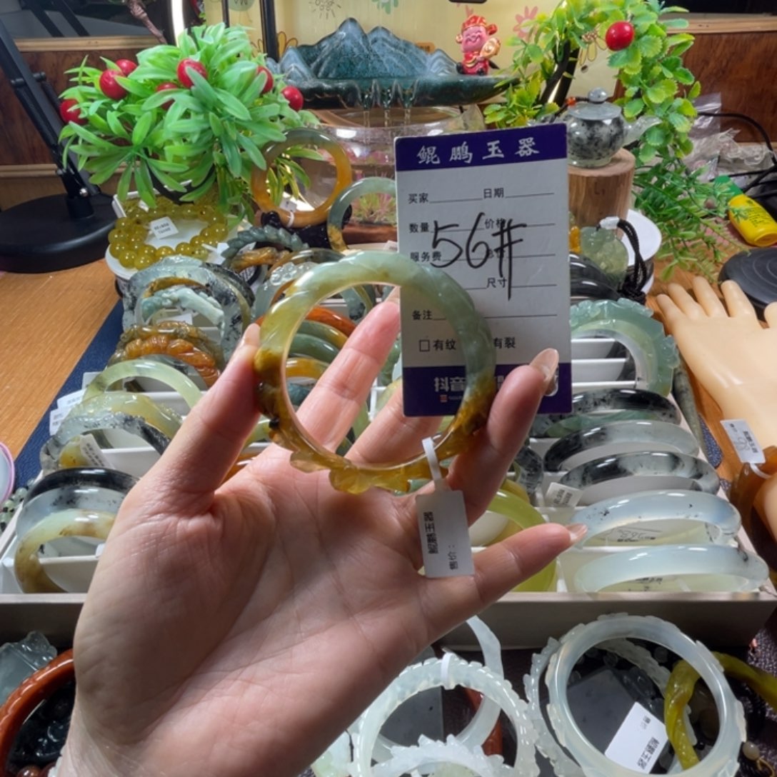 未镶嵌蛇纹石玉手镯