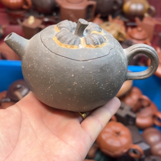 紫砂茶壶瑕疵……………………