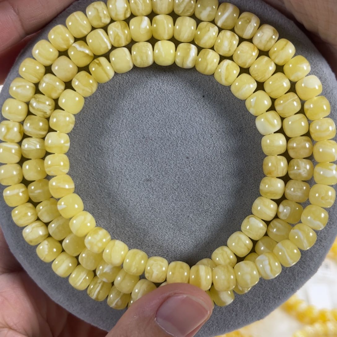 蜜蜡颈饰未镶嵌瓷白花虎皮纹7.8