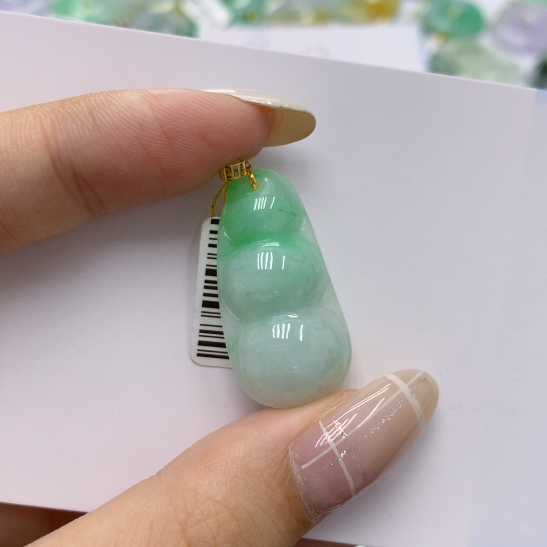 翡翠18K金镶嵌颈饰730969