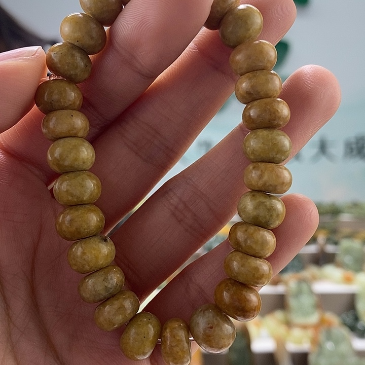 岫岩河磨玉（透闪石质玉）手链未镶嵌