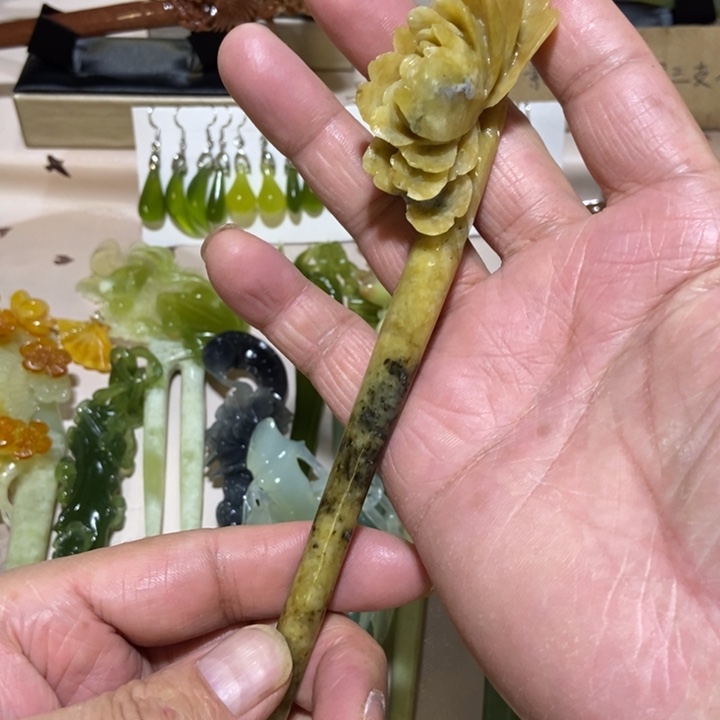 蛇纹石玉发簪未镶嵌