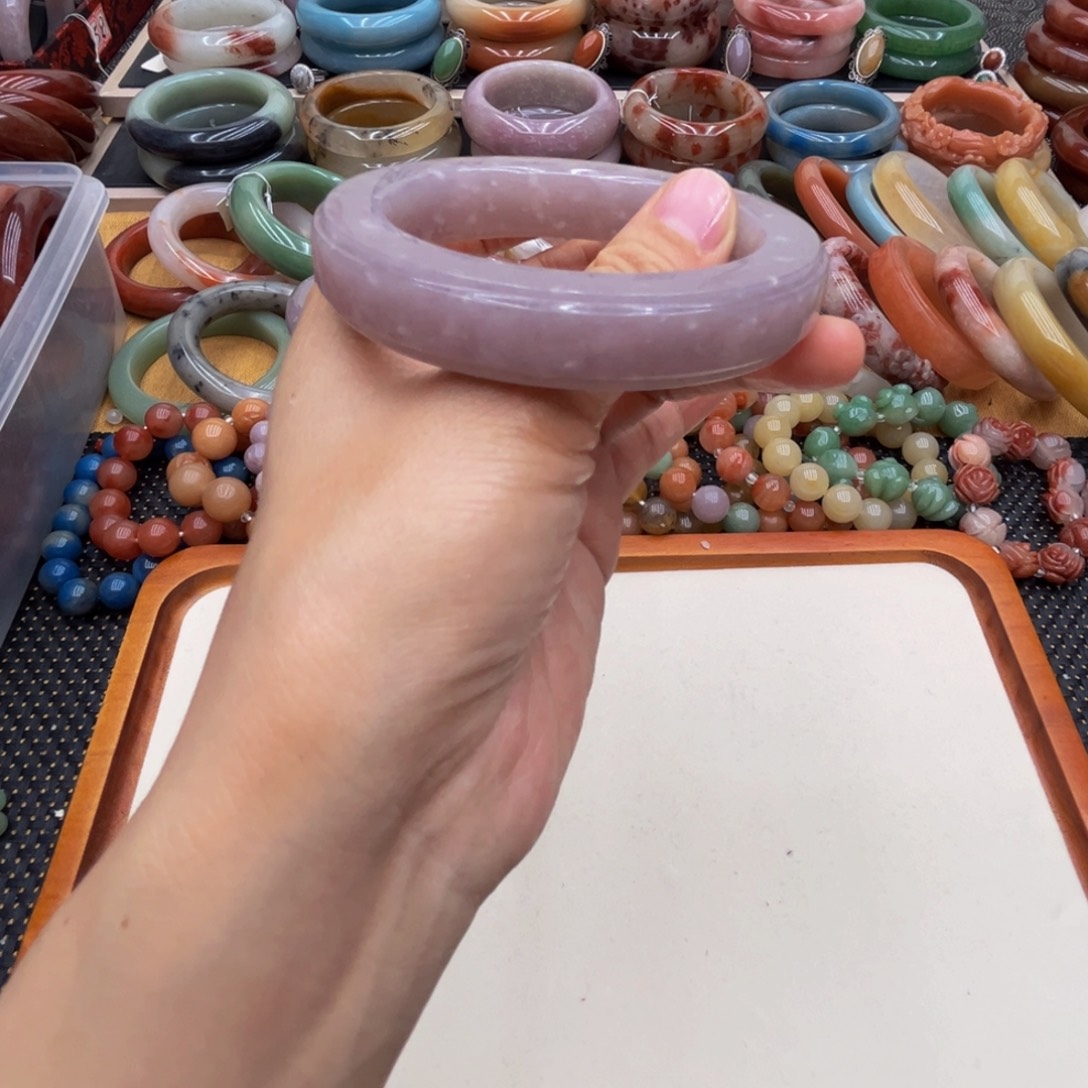 石英质玉未镶嵌圈口56