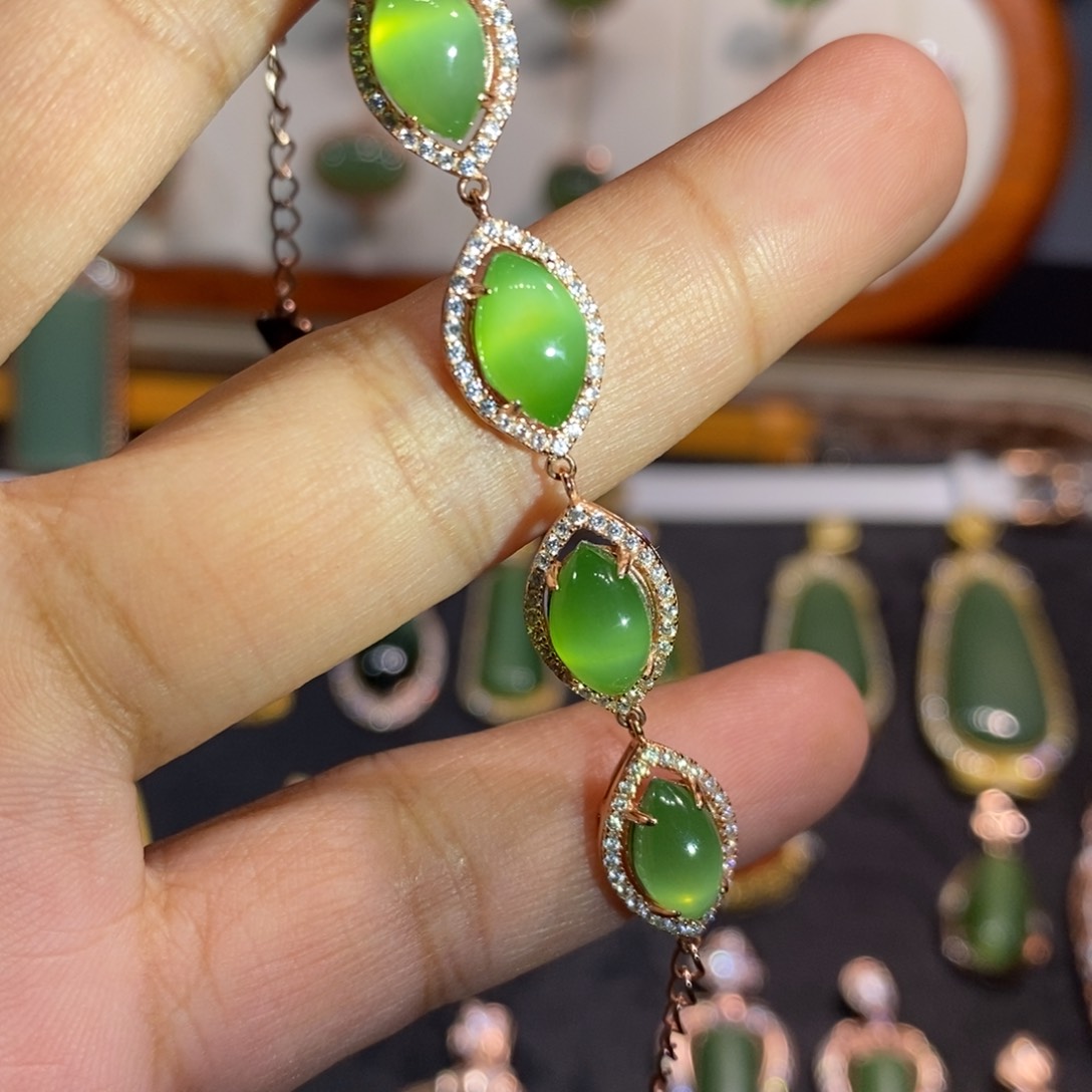 和田玉（碧玉）颈饰银S925镀金镶嵌