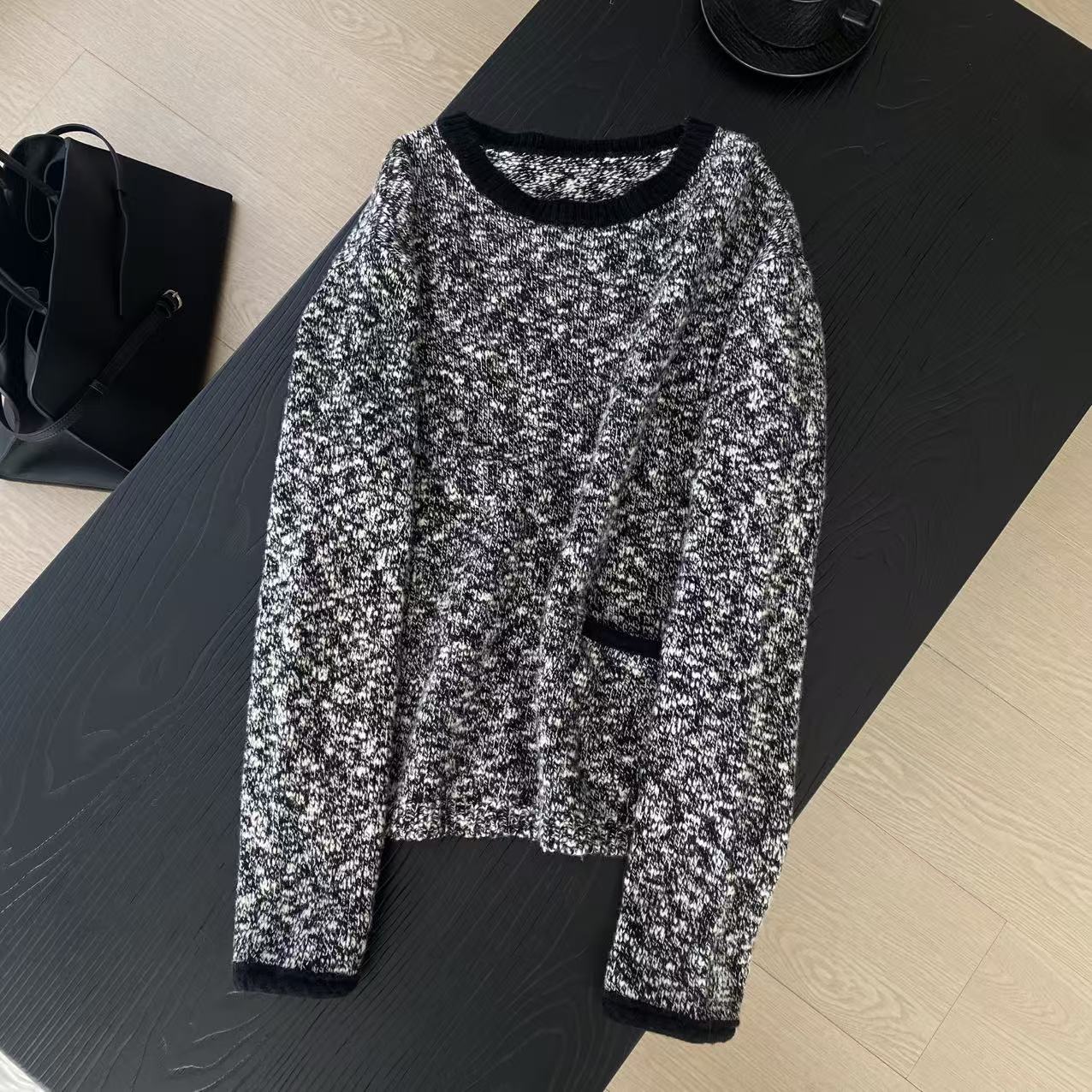 yu hee “口袋毛衣”极简花纱全羊毛口袋毛衣