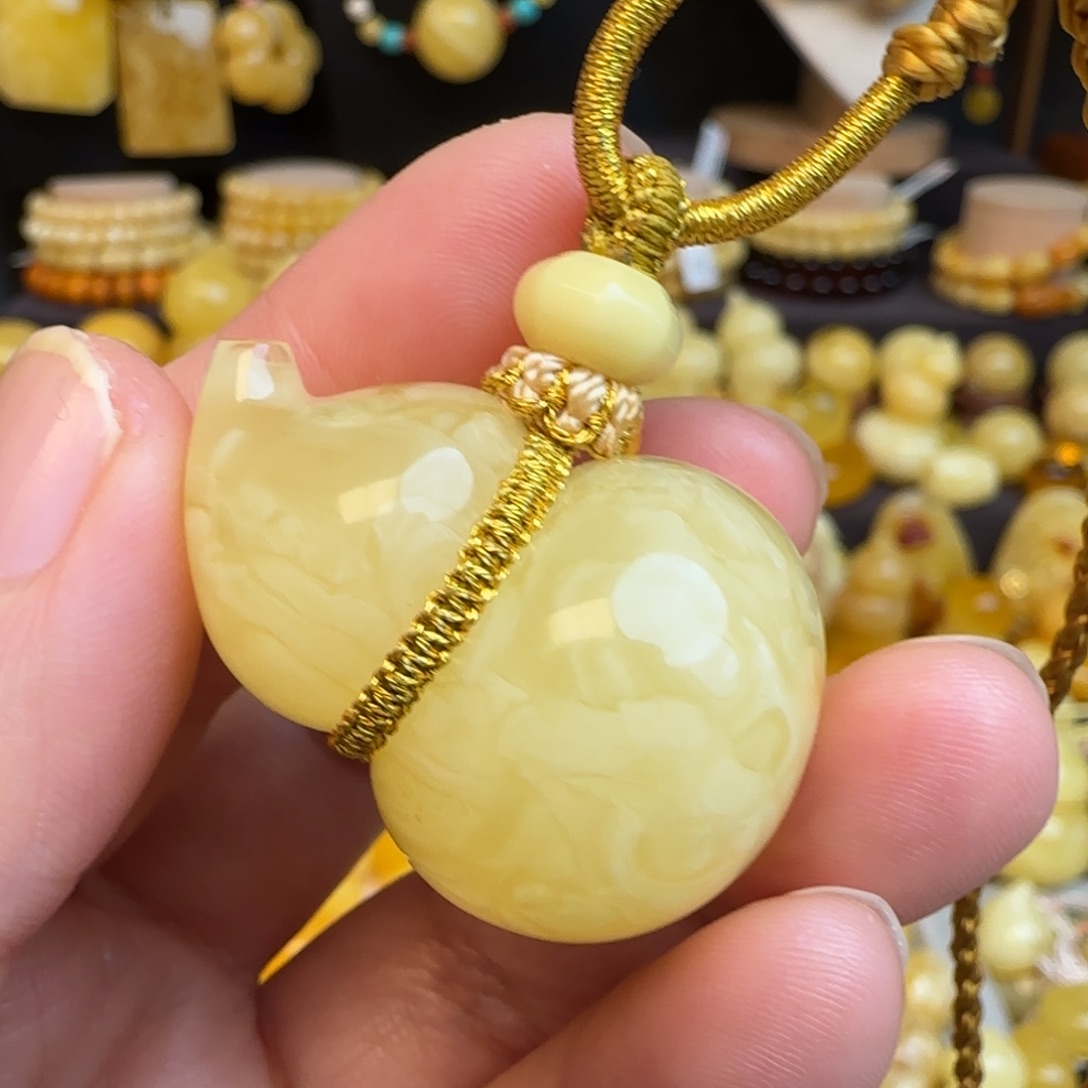 琥珀未镶嵌套链天然溶洞妖花蜜蜡葫芦吊坠