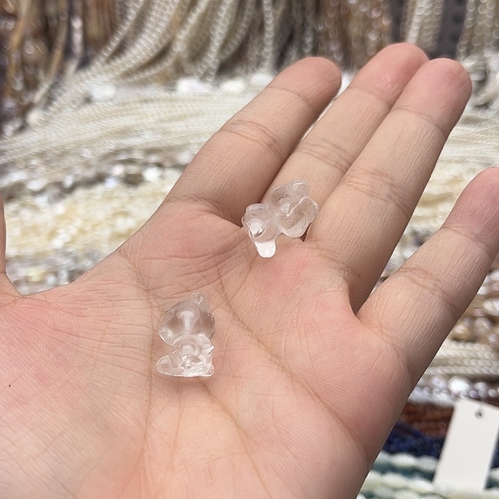 未镶嵌玛瑙/玉髓珠宝半成品一个12/16mm左右白水晶小熊