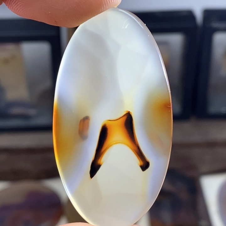 玛瑙/玉髓颈饰未镶嵌