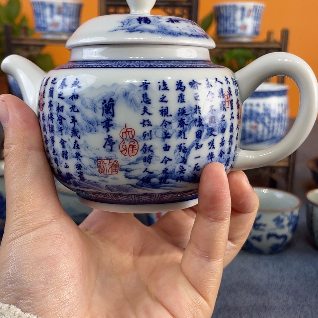 景德镇陶瓷艺术品