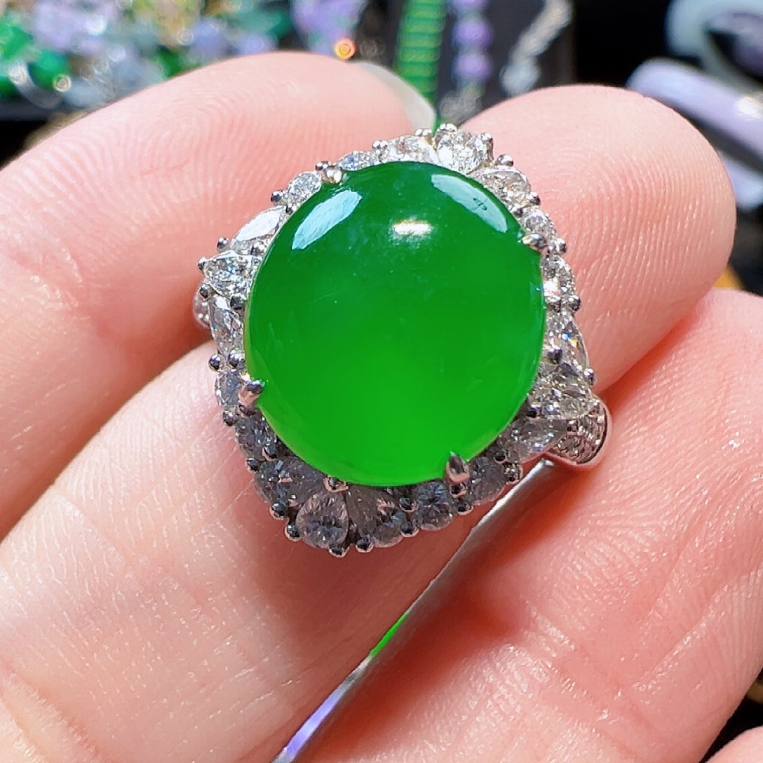 翡翠戒指18K金镶嵌签收后24小时鉴赏期