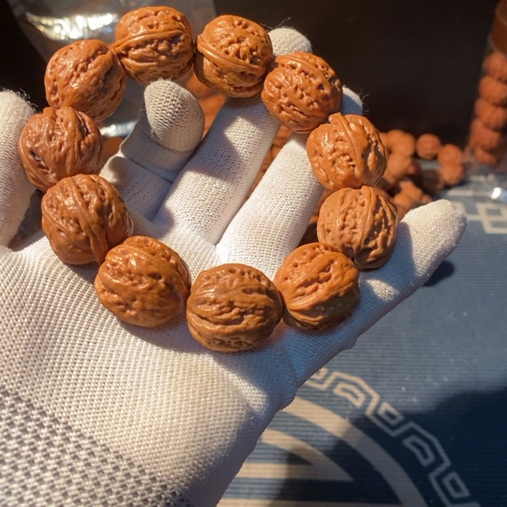 文玩核桃手串……87