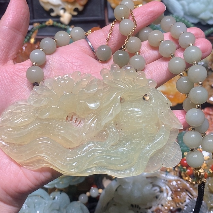 岫玉毛衣链未镶嵌