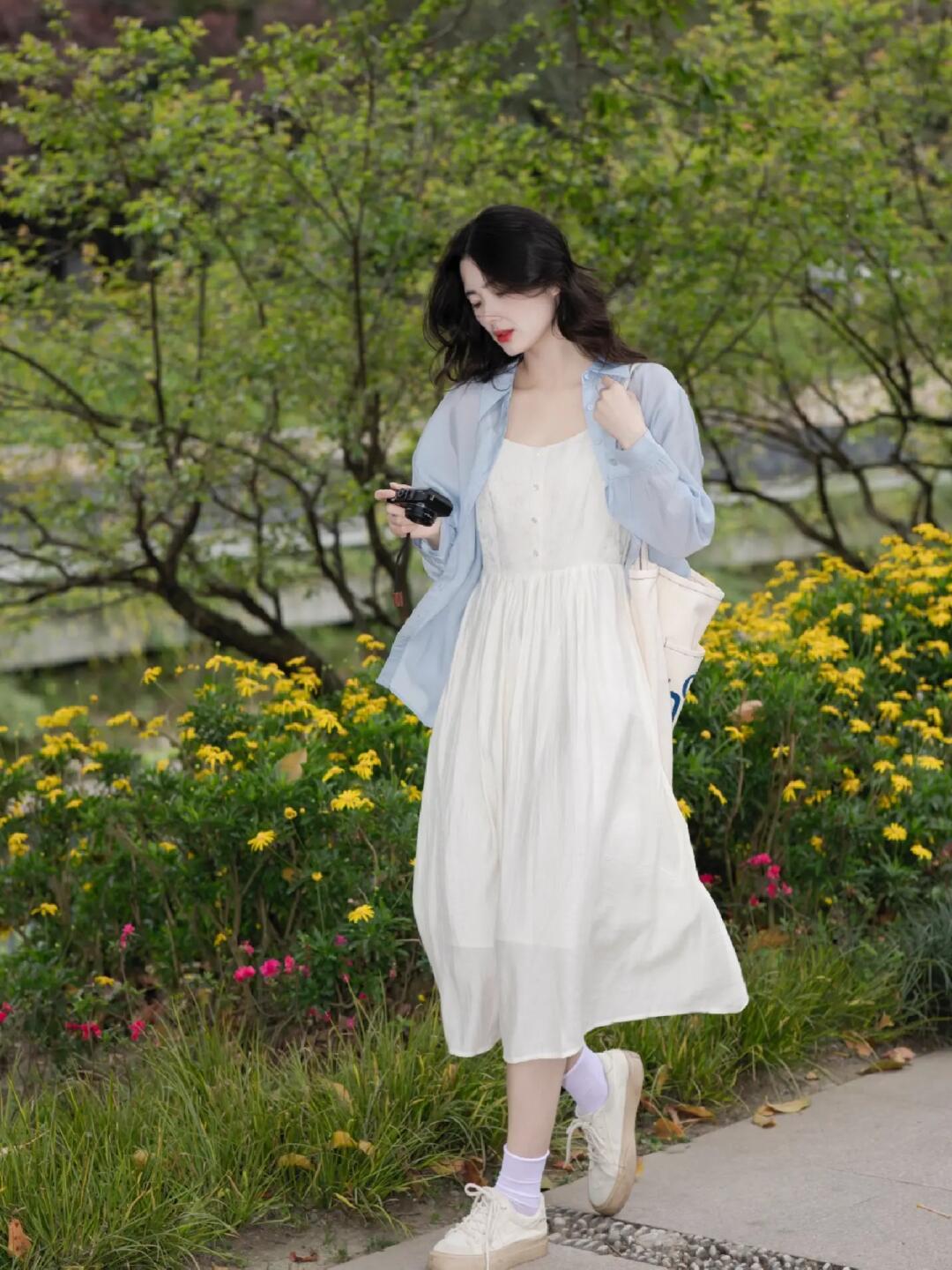 【清新时光】夏季新款蓝色衬衫轻薄开衫上衣白色温柔吊带连衣裙套装