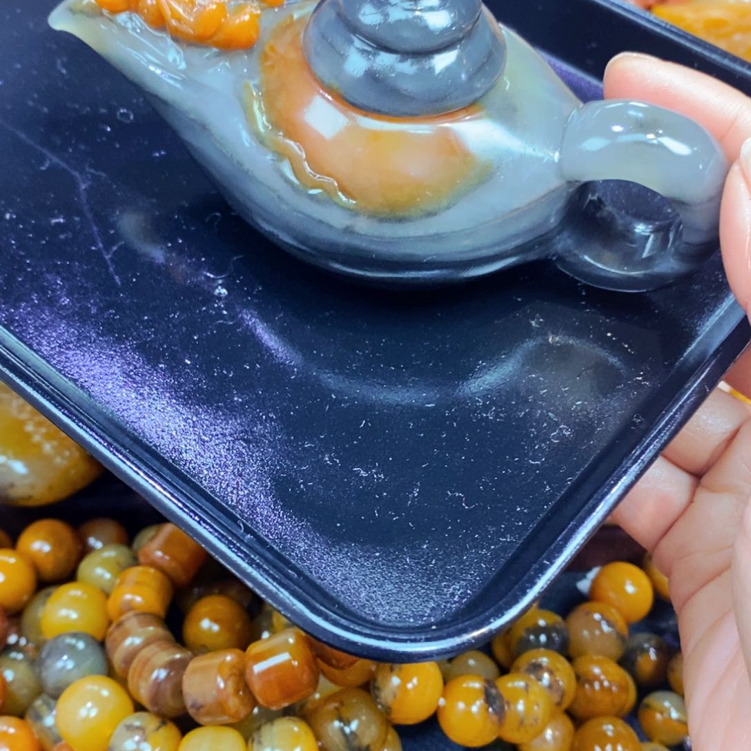 未镶嵌石英质玉（黄龙玉）吊坠(不含链)